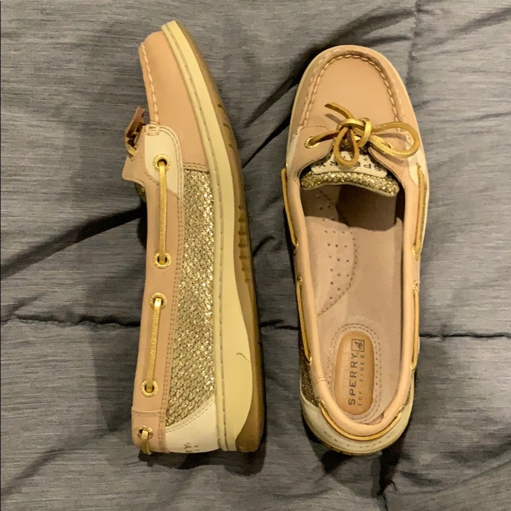 Never worn sperry